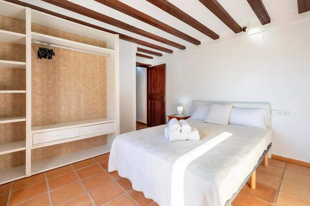 Finca With Pool Sant Joan Sant Joan De Labritja 0*,